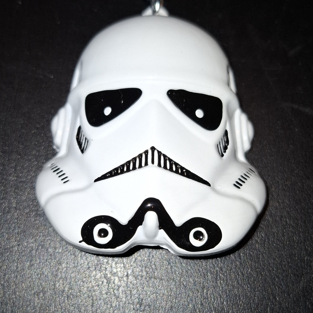3D STAR WARS Necklace StormTrooper Helmet White Metal Diecast Head Mask Pendant.